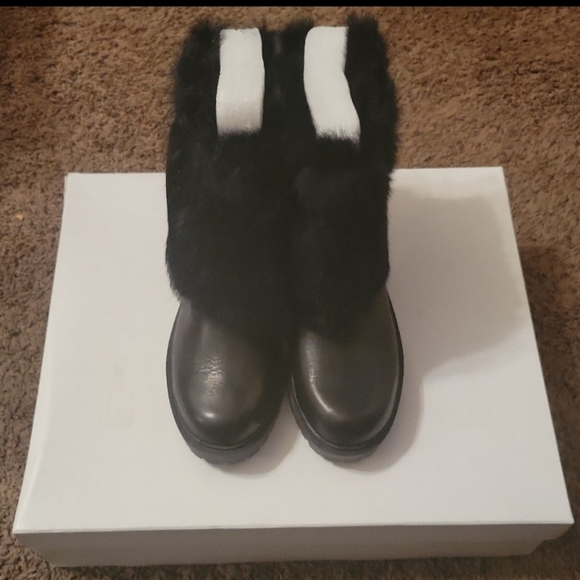Charles David Womens Black Leather Render Rabbit Fur Trim Boots - Picture 5 of 10